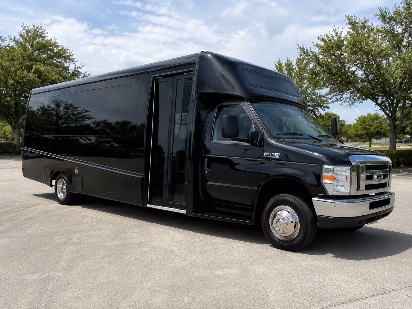 Lubbock Airport Shuttle & Transportation party bus exterior