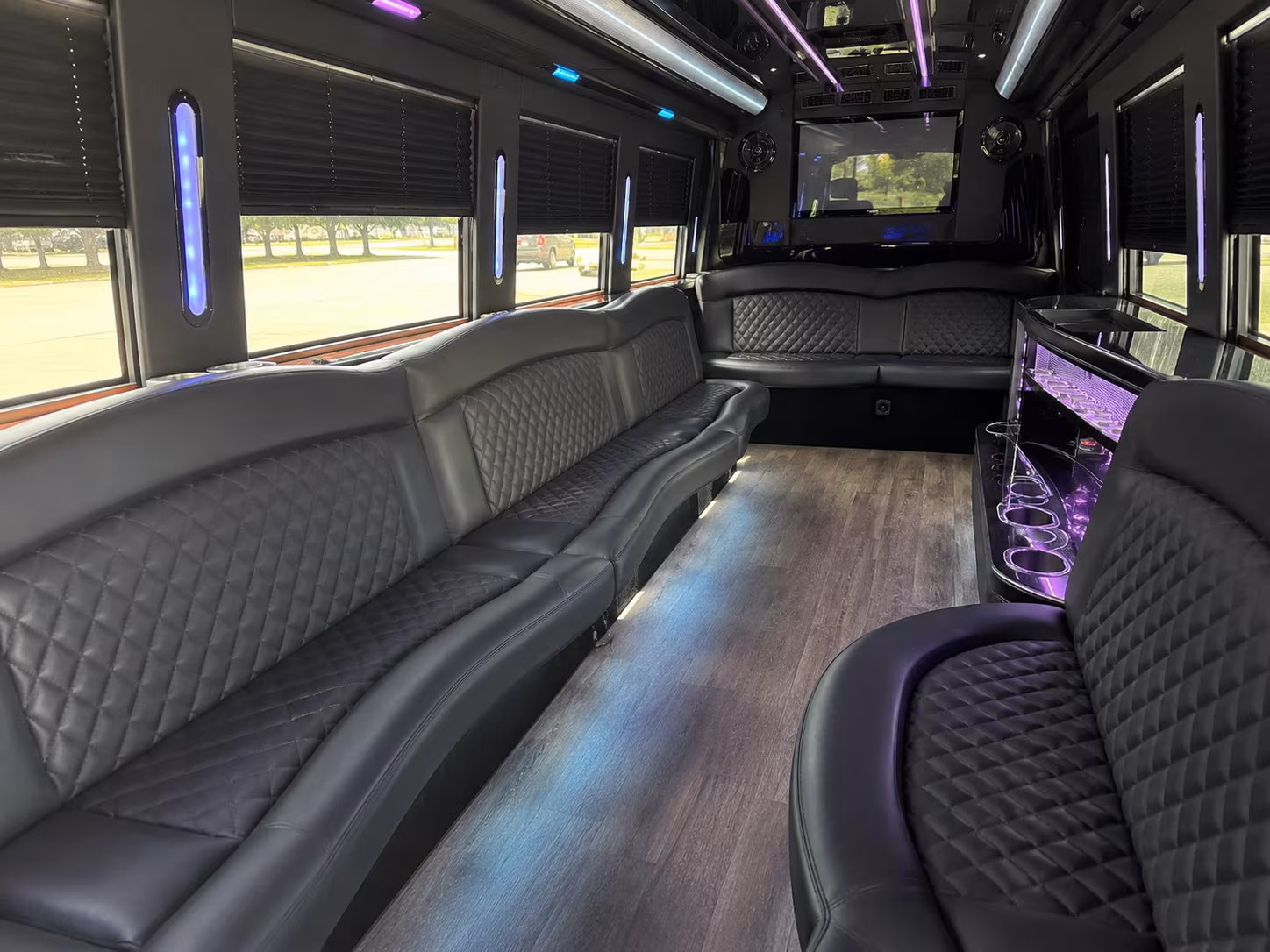 Lubbock Birthday, Sweet 16, & Quinceañera Transportation party bus exterior