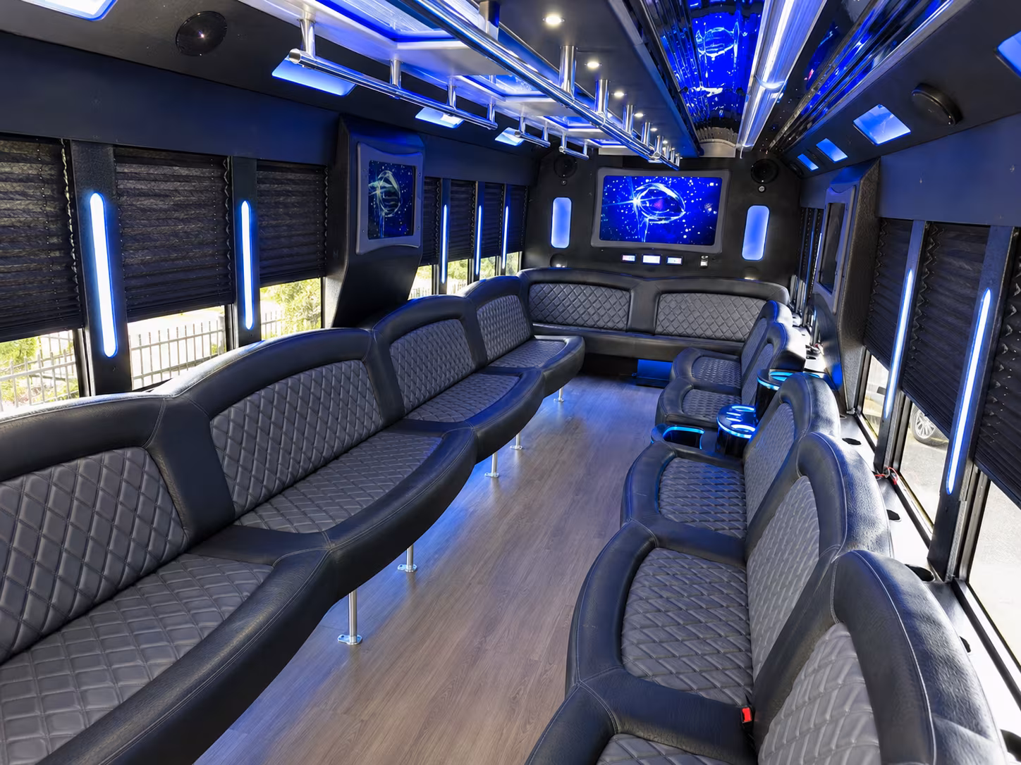 Lubbock Winery Tour & Pub Crawl Transportation party bus exterior